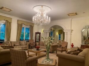 Luxurious 2-storey bungalow for sale. 10,500 sq.ft. built-up, 12,900 sq.ft. land, 6+3 bedrooms, 8 bathrooms, private lift in master bedroom, large private pool, fully fitted kitchen. Fire sale at RM 9 million. Freehold