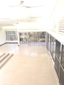 Luxurious bungalow for rent in Kenny Hills, Bukit Tunku. Private pool, spacious layout, 3 bedrooms, 3 bathrooms, 2 maid rooms, and lush greenery surroundings. Rental price RM 10,000/month. Convenient access to highways, malls, and public transport. Freehold property.