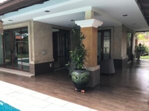 Luxury bungalow for sale in Impian Bukit Tunku, Kuala Lumpur. 4+1 bedrooms, 6 bathrooms, 1 maid room, garden, balcony, kitchen cabinet, bathtub, and air conditioning. Price RM 7,000,000.