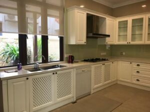 Luxury bungalow for sale in Impian Bukit Tunku, Kuala Lumpur. 4+1 bedrooms, 6 bathrooms, 1 maid room, garden, balcony, kitchen cabinet, bathtub, and air conditioning. Price RM 7,000,000.
