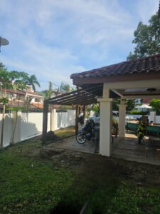 Spacious 7+1 bedroom bungalow for rent in Damansara Heights with private swimming pool