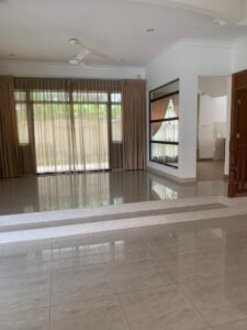 Spacious freehold bungalow in Mutiara Damansara featuring 6,000 sq.ft. land area, 4,500 sq.ft. built-up space with 6 en-suite bedrooms, high ceilings and modern open concept design