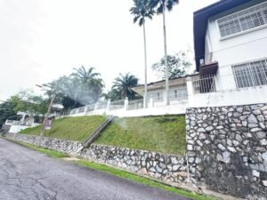 Premium development land in Taman Persiaran Tunku featuring 45,617 sq.ft. across two adjacent lots with private road access in exclusive Kuala Lumpur neighborhood