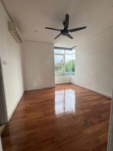 Luxurious duplex for rent in Tijani 2 North, 2,943 sq.ft., 3+2 rooms, 4+1 bathrooms, 3 car parks, spacious layout, and premium living in a prestigious location. RM 10,000/month.
