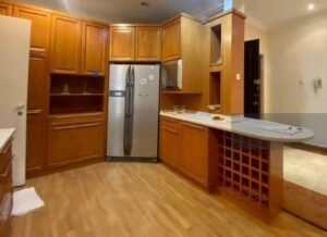 Luxurious Fully Furnished Residence in Bukit Tunku – 3+1 Rooms, 5 Bathrooms, Spacious Balcony, Private Garden, and Premium Amenities Including Swimming Pool, Gym, and 24-Hour Security