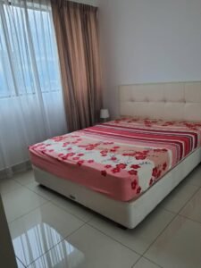 Spacious fully furnished condominium at Setia Sky Residences featuring 1,800 sq.ft. living space with 3 bedrooms, stunning KLCC views, comprehensive facilities and convenient MRT access