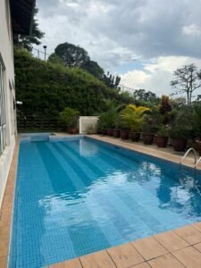 Luxurious freehold residence for rent in Taman Duta featuring 10,000 sq.ft. land area, 6,500 sq.ft. built-up space with 4 bedrooms, swimming pool and spacious garden in prestigious Kuala Lumpur neighborhood