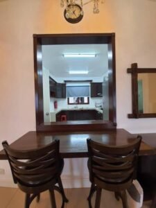 Luxury fully furnished condominium in Mutiara Damansara with 4+1 bedrooms, modern facilities including swimming pool and gym, located near MRT station and shopping malls