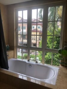 Luxurious 2.5-storey freehold residence in Sierra Seputeh featuring 3,100 sq.ft. land area, 3,250 sq.ft. modern built-up space with 4 bedrooms in a 24-hour guarded hillside community near Mid Valley