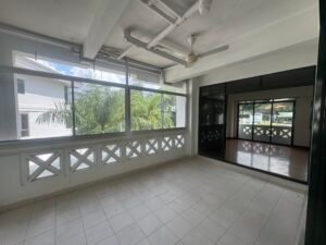 Spacious 5,081 sq.ft. colonial-style duplex in Sri Kenny featuring 4+2 bedrooms, partial furnishing, and prime location near KLCC and Bukit Tunku