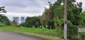 Strategic 25,700 sq.ft. vacant bungalow lot in exclusive Taman Duta featuring premium positioning facing Masjid Wilayah and backing onto MACC Building in one of Kuala Lumpur's most prestigious neighborhoods