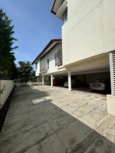 Grand 15,000 sq.ft. diplomatic estate bungalow in Taman Duta featuring 5+2 bedrooms on expansive 36,590 sq.ft. grounds in Malaysia's premier diplomatic residential enclave