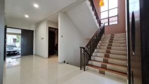 Elegant 5,000 sq.ft. furnished bungalow in Taman Sejati Hill Villa featuring 5+1 bedrooms, 6 bathrooms, dual living halls, and premium finishes on 6,000 sq.ft. freehold land in exclusive hillside development