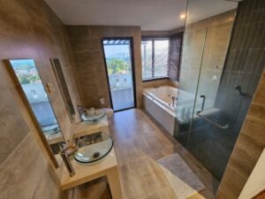 Elegant 5,000 sq.ft. furnished bungalow in Taman Sejati Hill Villa featuring 5+1 bedrooms, 6 bathrooms, dual living halls, and premium finishes on 6,000 sq.ft. freehold land in exclusive hillside development