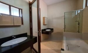 Spacious 4,000 sq.ft. bungalow in Duta Nusantara, featuring 5+1 bedrooms, 5 bathrooms, and freehold tenure in a prestigious Kuala Lumpur location.