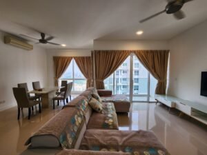 Elegant 1,500 sq.ft. condominium in Pavilion Hilltop, Mont Kiara, with 3 bedrooms, 3 bathrooms, fully furnished, and freehold title in a prestigious Kuala Lumpur location.