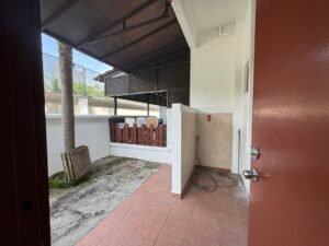 Spacious 4,000+ sq.ft. semi-detached home in Duta Nusantara, featuring 5+2 bedrooms, 5 bathrooms, and freehold tenure in a prestigious Kuala Lumpur location.