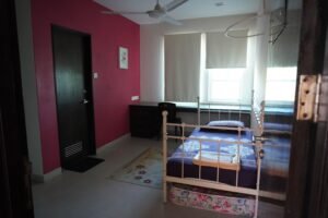 Spacious freehold bungalow in Ampang featuring 20,000 sq.ft. land, 9,000 sq.ft. built-up, 4+1 bedrooms, behind Lotus's and near future LRT.