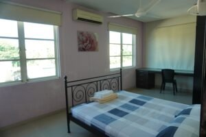 Spacious freehold bungalow in Ampang featuring 20,000 sq.ft. land, 9,000 sq.ft. built-up, 4+1 bedrooms, behind Lotus's and near future LRT.