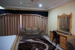 Spacious freehold bungalow in Ampang featuring 20,000 sq.ft. land, 9,000 sq.ft. built-up, 4+1 bedrooms, behind Lotus's and near future LRT.