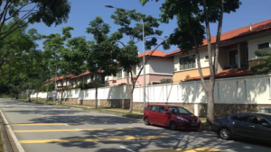 Spacious freehold semi-detached house in Duta Nusantara featuring 4,000 sq.ft. built-up, 5+2 bedrooms, 5 bathrooms, and premium Kuala Lumpur location.