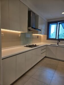 Renovated freehold condominium in Mont Kiara featuring 2,906 sq.ft., 4+1 bedrooms, 5+1 bathrooms, 3 car parks, and premium Kuala Lumpur location.