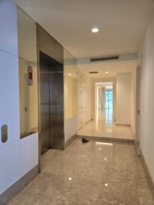 Renovated freehold condominium in Mont Kiara featuring 2,906 sq.ft., 4+1 bedrooms, 5+1 bathrooms, 3 car parks, and premium Kuala Lumpur location.