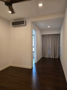 Renovated freehold condominium in Mont Kiara featuring 2,906 sq.ft., 4+1 bedrooms, 5+1 bathrooms, 3 car parks, and premium Kuala Lumpur location.