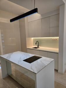 Renovated freehold condominium in Mont Kiara featuring 2,906 sq.ft., 4+1 bedrooms, 5+1 bathrooms, 3 car parks, and premium Kuala Lumpur location.