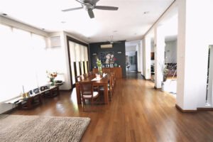 Spacious freehold semi-detached house in Duta Nusantara featuring 4,000 sq.ft. built-up, 5+2 bedrooms, 5 bathrooms, and premium Kuala Lumpur location.