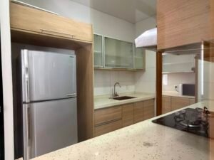 Spacious freehold condominium in Damansara Heights featuring pool view, 1,480 sq.ft., 3+1 bedrooms, 4+1 bathrooms, and premium Kuala Lumpur location.