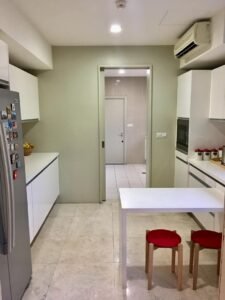 Spacious partially furnished condominium in Bukit Tunku featuring 2.943 sq.ft., 3+1 bedrooms, 5 bathrooms, 3 car parks, and premium Kuala Lumpur location.