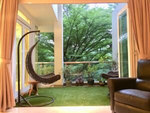 Spacious partially furnished condominium in Bukit Tunku featuring 2.943 sq.ft., 3+1 bedrooms, 5 bathrooms, 3 car parks, and premium Kuala Lumpur location.