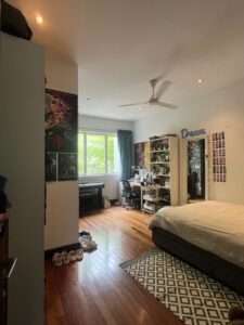 Freehold corner unit cluster house for sale and rent at Duta Tropika Kuala Lumpur, 3,700 sq.ft. built-up, 5+1 bedrooms, private garden, gated and guarded, selling at RM 4,500,000 or rental at RM 16,000 per month.
