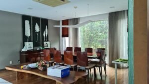 Fully furnished freehold bungalow for sale at Saujana Resort Golf Community Shah Alam Petaling Jaya, approximately 8,000 sq.ft. built-up on 10,280 sq.ft. land, 6 bedrooms, private gym, gated and guarded, selling at RM 7,500,000.